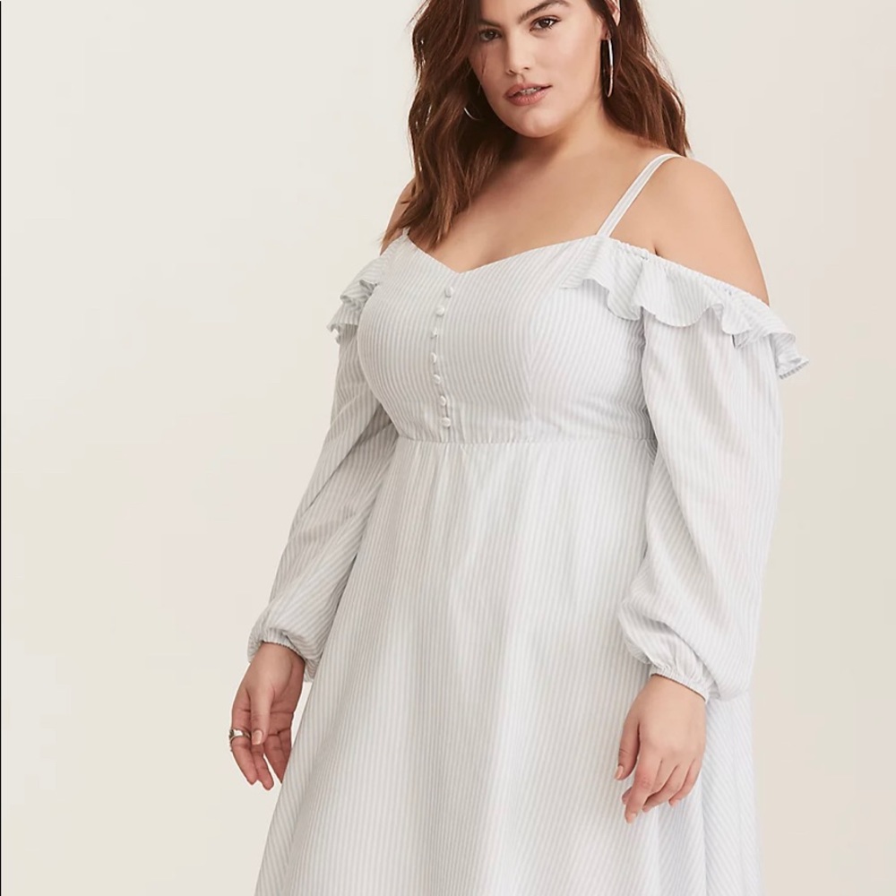 Torrid blue and white striped cold shoulder challis dress size 1X